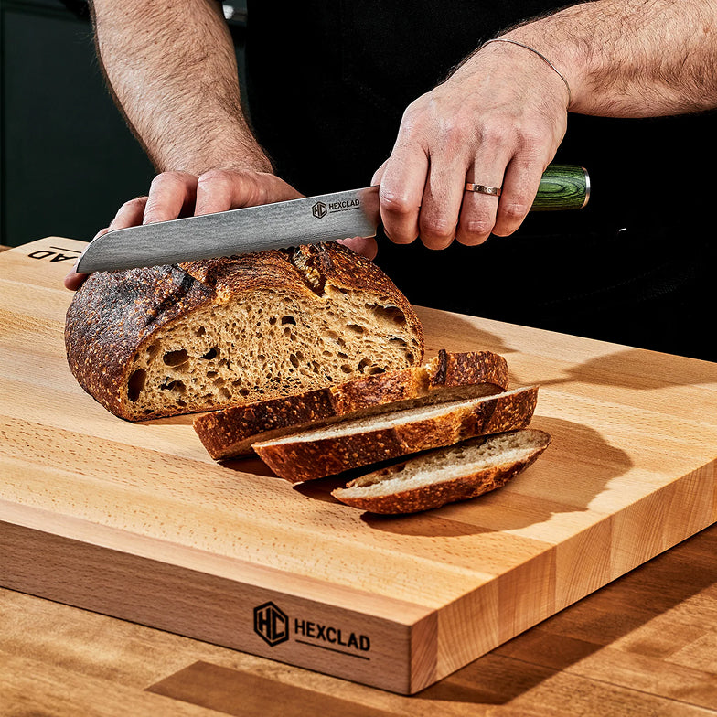 Coltello da pane in acciaio damasco, 20 cm