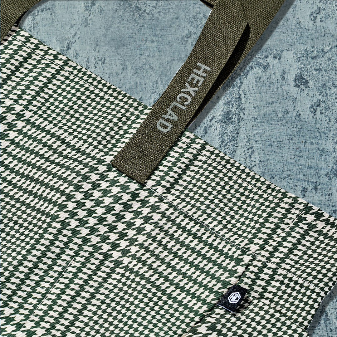 The Everything Everywhere Bag (Houndstooth‑Forest)