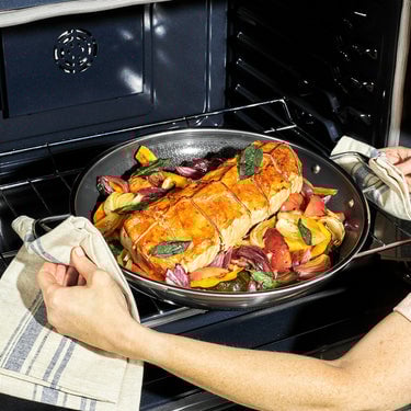 HexClad hybride pan van 35 cm met deksel