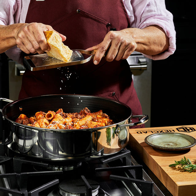 Hybrid Deep Sauté Pan/Chicken Fryer with Lid, 6.6 Litre HexClad